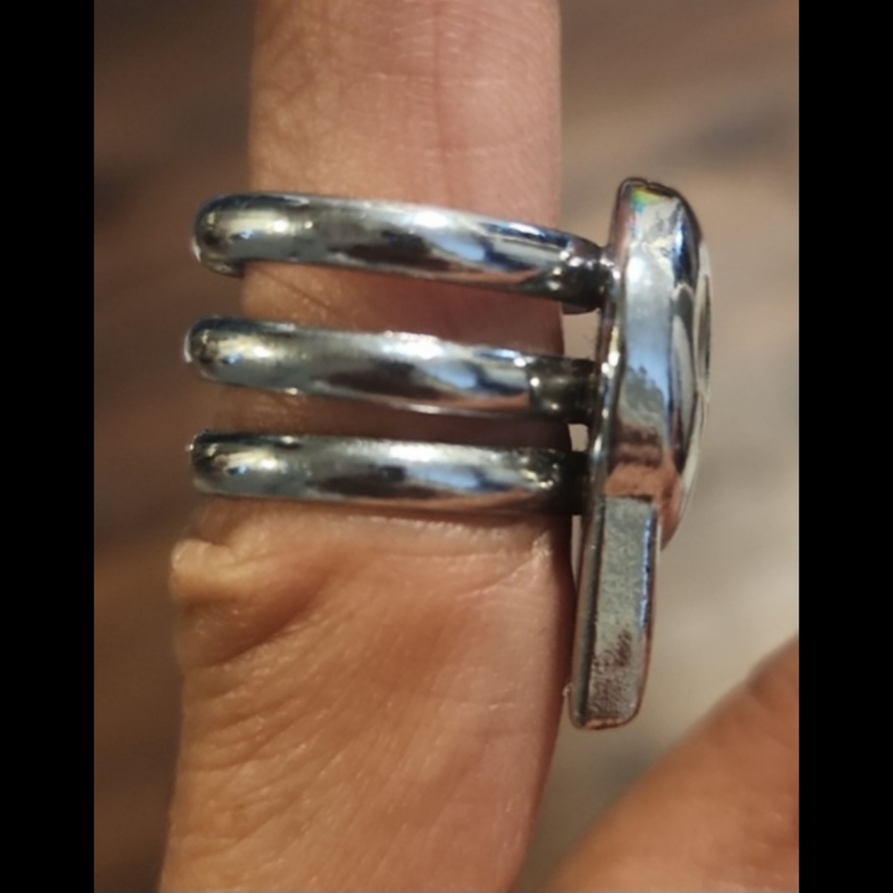 Soul Eater Silver Ring - Picture 10 of 16